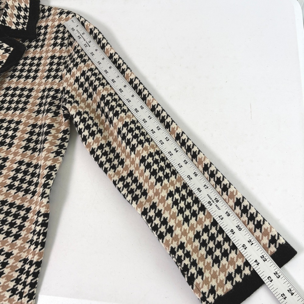 Anne Klein Blazer Sweater Size L Tan Black Houndstooth Knit Gold Buttons Open - Picture 8 of 11